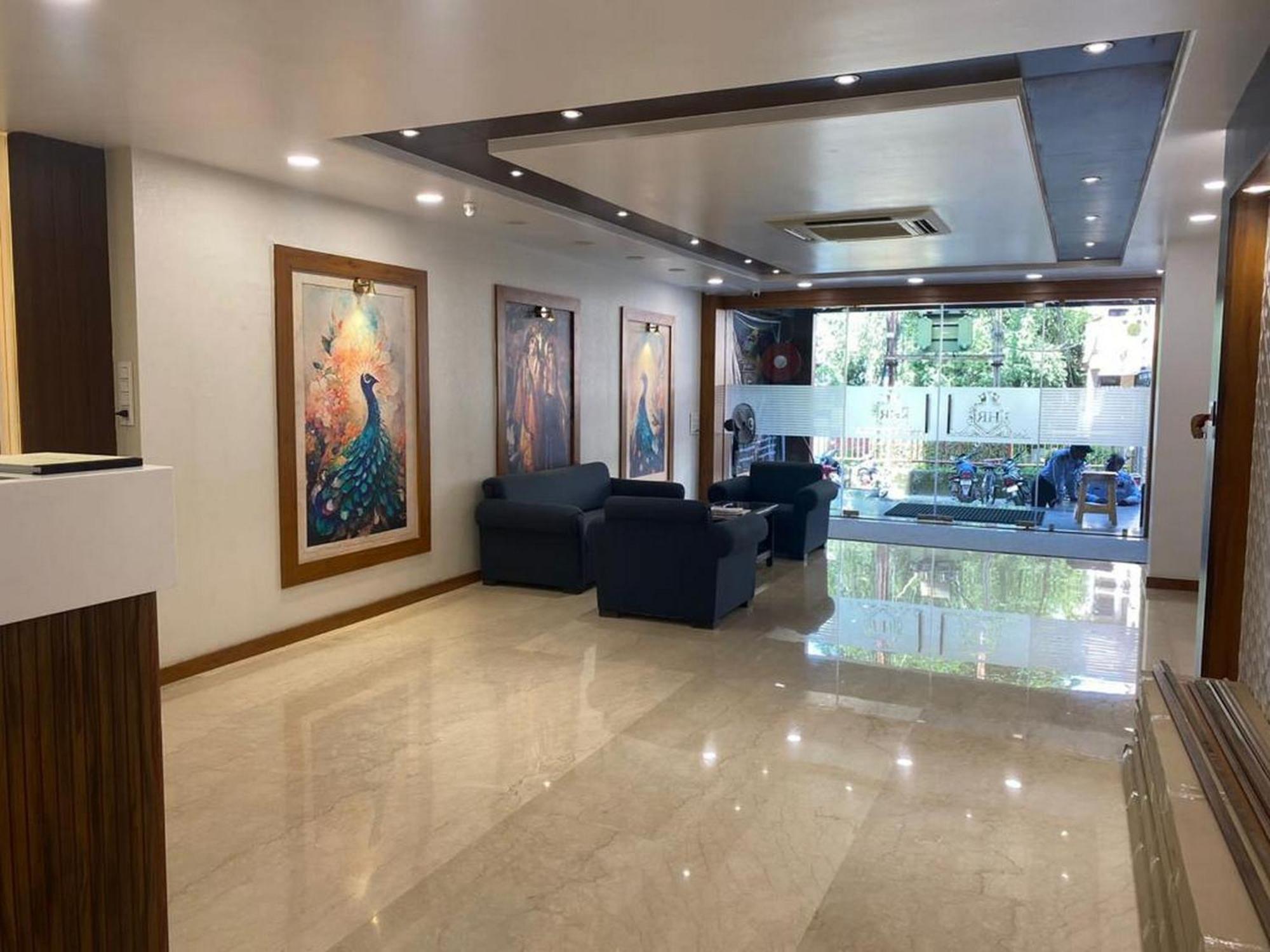 Hotel Eleven Heights Bhopal Exterior photo